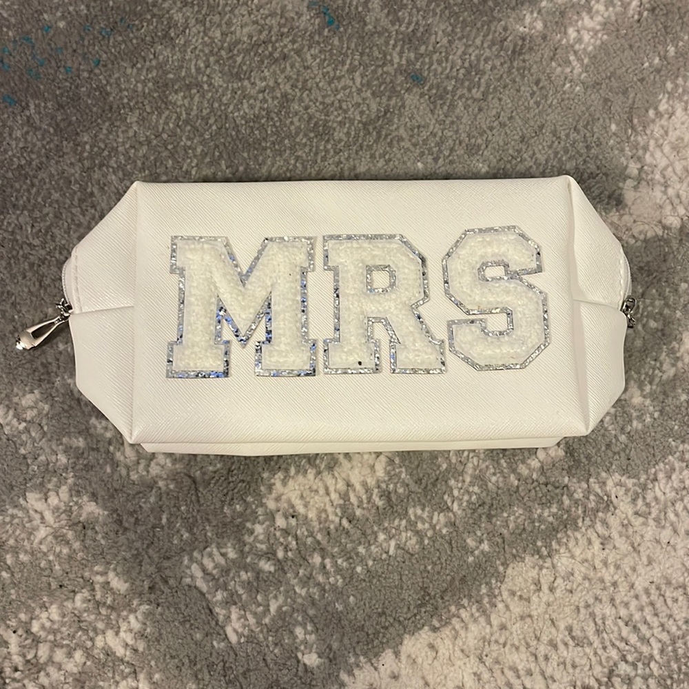 Mrs. Toiletry bag